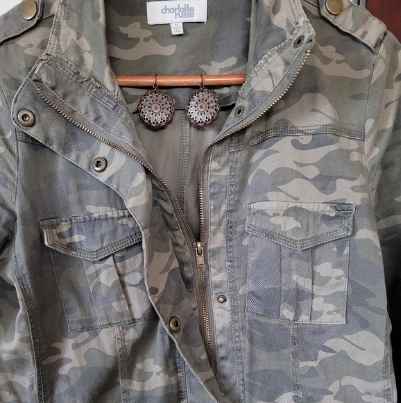 Camo Utility Shacket - Picture 2 of 6